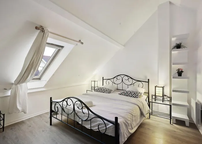 Chic Duplex With Parking * Palaiseau