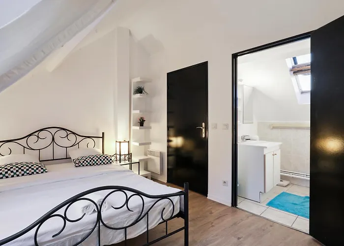 Chic Duplex With Parking Appartement