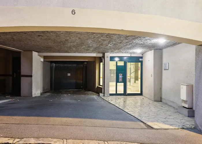 Appartement Chic Duplex With Parking Palaiseau